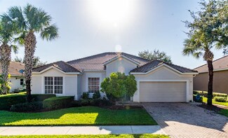 2062 Mandarin Ln, Naples, FL 34120