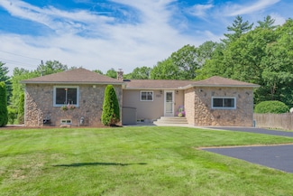 247 Allen St, East Longmeadow, MA 01028