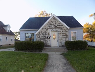 118 5th St, La Salle, IL 61301