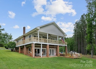 281 Emerald Shores Rd, Mount Gilead, NC 27306