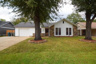 6828 Greenbark Dr, Memphis, TN 38115