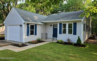 9 Milford Ave, Whiting, NJ 08759