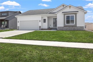 225 12th Ct NW, Bondurant, IA 50035