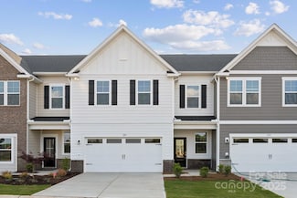 1221 Margo Mannor Dr, Fort Mill, SC 29708