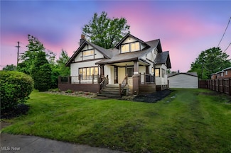 2884 Noble Rd, Cleveland, OH 44121