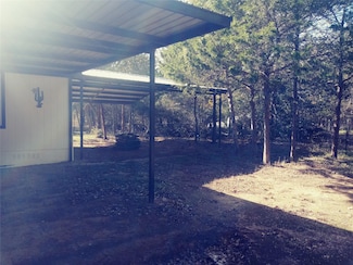 255 Saint Johns Rd, Dale, TX 78616