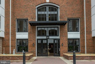 501 Hungerford Dr, Rockville, MD 20850