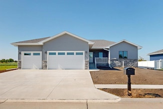 4534 33rd St, Columbus, NE 68601