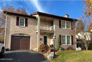 902 Hill Rd, Bloomsburg, PA 17815