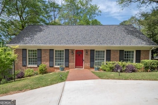 378 Beechwood Dr, Athens, GA 30606