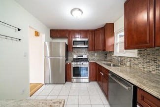 178 W 17th St Unit 1, Bayonne, NJ 07002