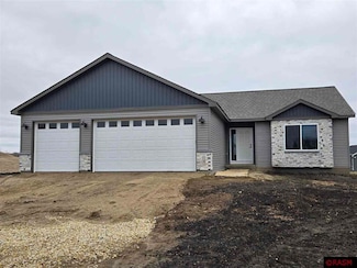6 6 Marie Cir, Elysian, MN 56028
