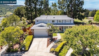 739 Devils Drop Ct, El Sobrante, CA 94803