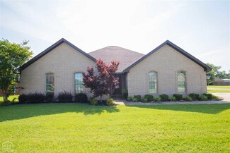 600 Larkspur Ln, Trumann, AR 72472