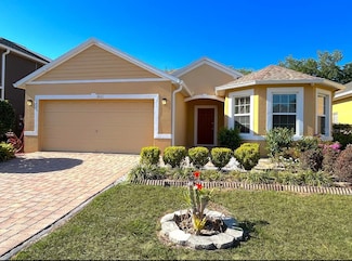 3823 Ryegrass St, Clermont, FL 34714