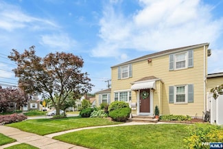 54 Canterbury Ave, North Arlington, NJ 07031