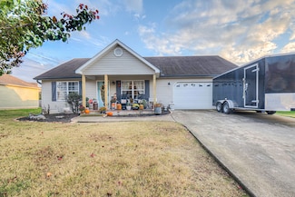 631 N Peppercorn Ln, Rossville, GA 30741