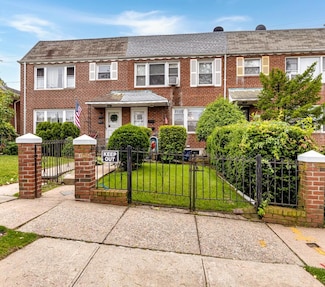 200-06 39th Ave, Flushing, NY 11361
