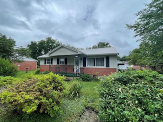2070 Poplar St, Dover, KY 41034