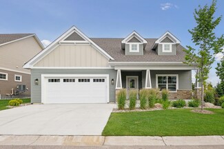 752 Somerwood Ln, Waconia, MN 55387
