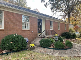 11127 Eden Ln, Little Rock, AR 72212