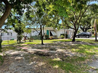1901 NE 2nd St, Pompano Beach, FL 33060