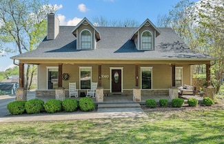 3060 E Whippoorwill Ln, Fayetteville, AR 72701