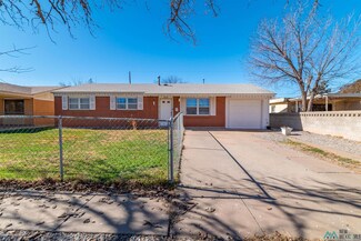 3008 Vassar Dr, Roswell, NM 88203