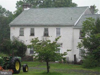 1151 Faust Rd, Perkiomenville, PA 18074