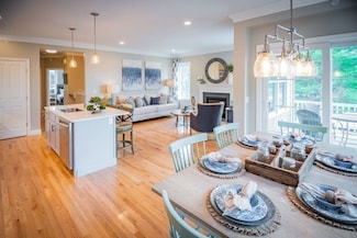 97 Sunflower Way, Plymouth, MA 02360