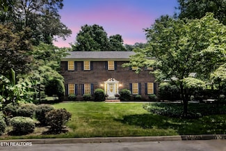 404 Woodland Trace Dr, Knoxville, TN 37934