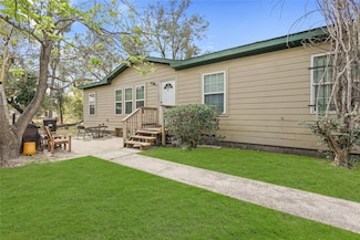 1045 Reverend b j Lewis Dr, Houston, TX 77088