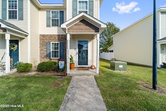 211 Glen Cannon Dr, Jacksonville, NC 28546