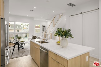 1248 Lodi Place, Los Angeles, CA 90038