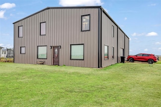 185 Private Rd, Brookston, TX 75421