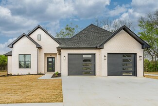 742 Saddleridge Way, Florence, AL 35630