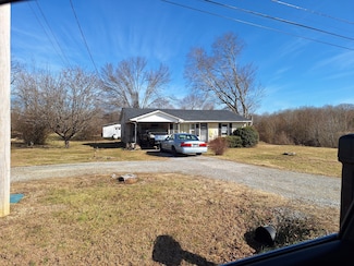 3740 Waynesboro Hwy, Lawrenceburg, TN 38464