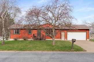 1315 Washington St, River Falls, WI 54022