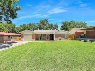 8532 Gibbs Dr, Fort Worth, TX 76108