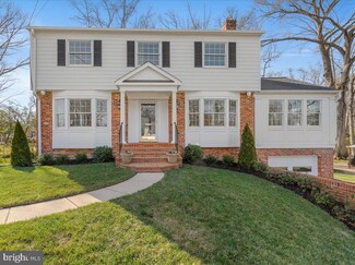 1005 Dewolfe Dr, Alexandria, VA 22308