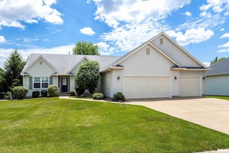 4649 E 49th Ct, Davenport, IA 52807