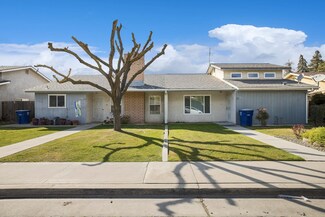 1161 5th Avenue Dr, Kingsburg, CA 93631