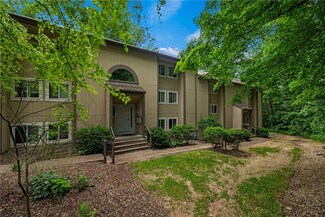 400 New River Rd Unit 502, Manville, RI 02838