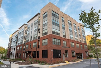 102 Saint Ives Place Unit 103, Oxon Hill, MD 20745