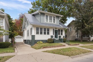 515 E 11th St, Muscatine, IA 52761