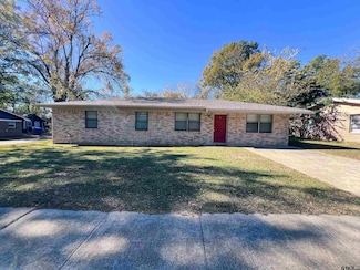 108 S Lide Ave, Mount Pleasant, TX 75455