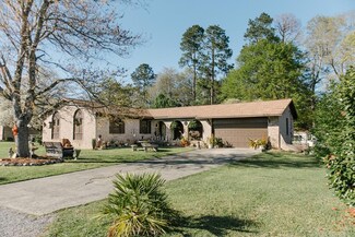 196 Jill St, Williston, SC 29853