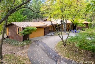 7380 Leonard St NE, Ada, MI 49301