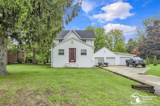 7316 Summerfield Rd, Lambertville, MI 48144