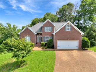 2785 Rutland Ct, Thompsons Station, TN 37179